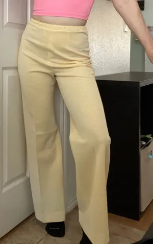 American Vintage Vintage 70s Polka Dot Textured High Waisted Bell Bottom Pants Sz‎ Small Yellow thumbnail 1