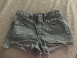 Levi's 501 Shorts thumbnail 1