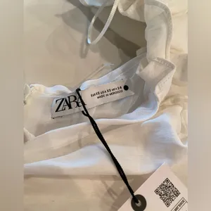 ZARA woman’s white braced linen blend mini dress - scrunched chic summer - XS thumbnail 8