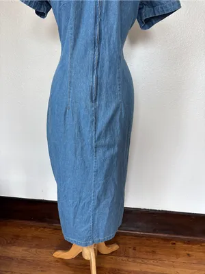 Vintage 80s Western V-Neck Faux Button-Front Light Blue Denim Midi Dress thumbnail 7