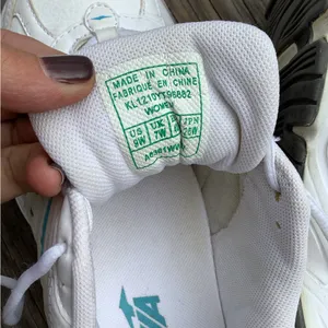 Women’s sneakers in wide width 👟👟 thumbnail 3