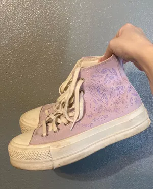Converse Hightop thumbnail 1