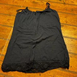 Derek Heart Black Lace Trim Camisole‎ Tank Top with Shelf Bra Women Size Large thumbnail 1
