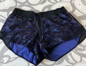 lululemon Hotty Hot Shorts 2.5” thumbnail 1
