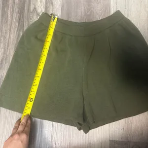 Nasty Gal High Waist Knit Shorts in Olive thumbnail 6