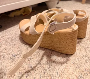 Nude wedges Tan Size 7 thumbnail 1