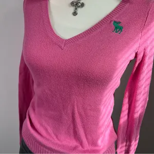 Abercrombie & Fitch Vtg Y2K‎ Pink Green Moose Logo V Knit Sweater Womens Small thumbnail 3