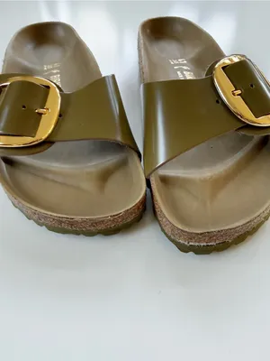 NWOT Birkenstock Big Buckle Sandals size 41 (10) Narrow Fit thumbnail 3