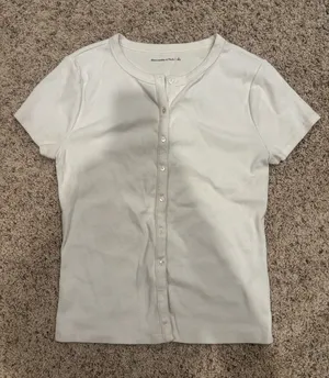Abercrombie Top thumbnail 1
