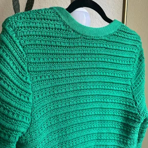 LOFT Women’s Green Chunky Crochet Cardigan Long Sleeve Sweater with Gold Buttons thumbnail 6