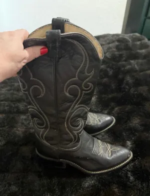 Vintage 70s Acme Cowboy Boots: Black Leather, Multi-Stitch Detail, Size 6 thumbnail 1