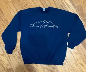 Navy Sweatshirt “Take Me to the Mountains” thumbnail 1