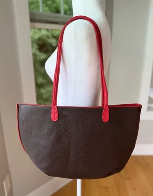 Source Unknown Black Red Pebbled Vegan Leather Large Tote Bag thumbnail 1