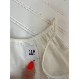 GAP White Crochet Trim Mini Dress & BAND OF GYPSIES Floral Mini Dress BUNDLE XS thumbnail 4