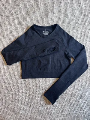 NWOT Amazon Aoxjox Long Sleeve Cropped Workout Top with Thumbholes - Black Marl thumbnail 3