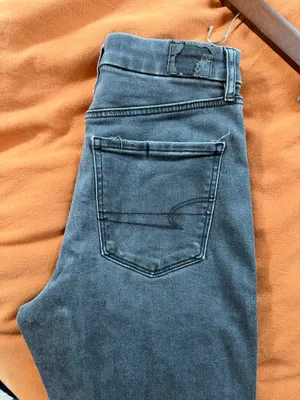 American Eagle Curvy Super High-Rise Flare Jeans thumbnail 3