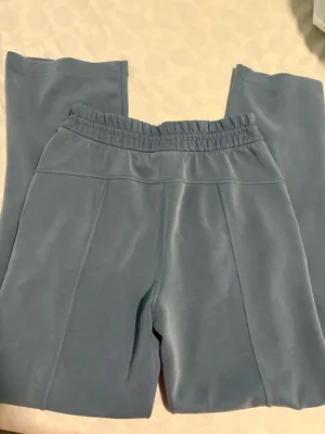 Lululemon pants  thumbnail 1