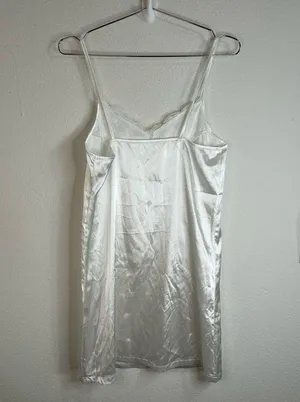 Unbranded White Satin Slip Dress with Lace Trim - Size Small thumbnail 5