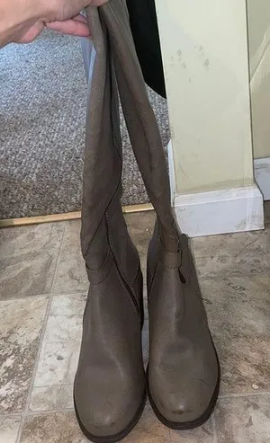 Women’s Rue21 High Heel Boots thumbnail 1