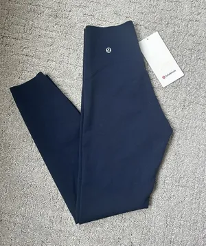 Lululemon Women’s Glow Up HR Tight 25” Size 4 NWT thumbnail 1
