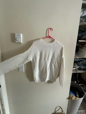 Hollister Sweater thumbnail 3