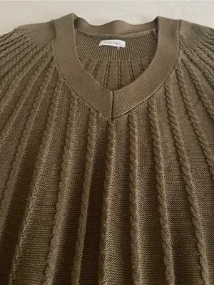 Calvin Klein Cable Knit Pleated Butterfly Sleeve Dress - Like New thumbnail 7