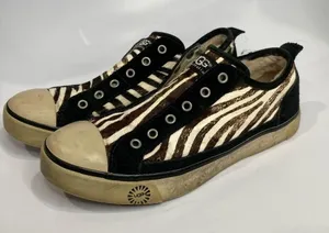 UGG Laela Sherpa lined sneakers zebra print calf‎ hair size 7.5 thumbnail 1