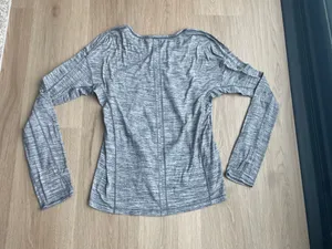 Lululemon Sweat Embrace Long Sleeve Grey thumbnail 3