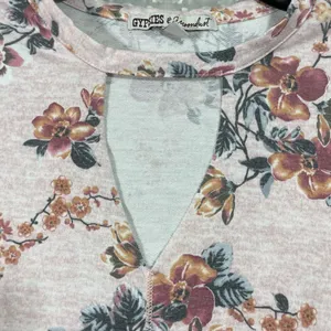 Gypsies & Moondust Pink Floral Neck Cutout Sweatshirt - Size Large - Lightweight thumbnail 3