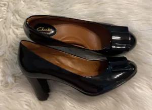 Clarks Artisan Shoes size 8.5 patend leather with bow color black thumbnail 12