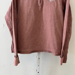 Nike Women's‎ Performance 1/4 Zip Activewear Athleisure Top Dusty Pink XL thumbnail 4
