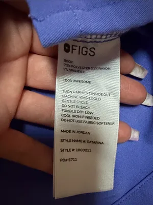 FIGS Catrina Top in Blueberry thumbnail 3