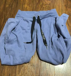 Calvin Klein sweats  thumbnail 1