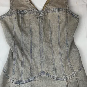 Pilcro size medium denim corset midi dress light wash drop waist thumbnail 4
