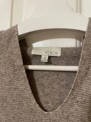 Pinch Taupe V-Neck Hooded Pullover Sweater Size Small thumbnail 3