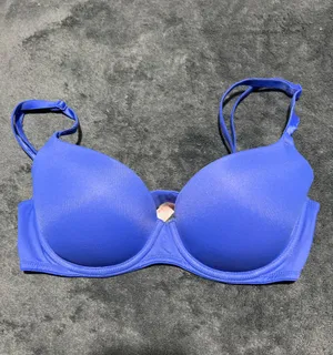Victoria's Secret Bra thumbnail 1