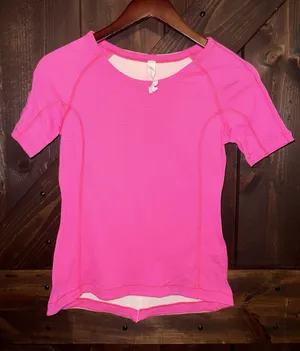 Lululemon 2‎ Silver Lining SS Shirt Pinkelicious Parfait Pink Silverescent thumbnail 1