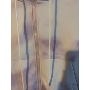OTOS New York‎ Tie Dye Cropped Zip Hoodie Jacket Small NWT Buttery Soft Stretch thumbnail 3