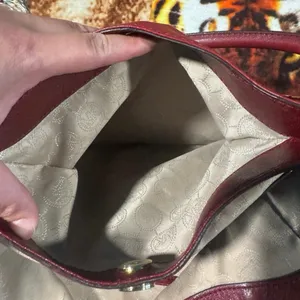 Michael Kors Elegant Red Leather Women's Bag thumbnail 6