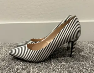 Blue and White Heels Black Size 8 thumbnail 1