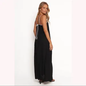 Petal & Pup Ciel Maxi Dress Black Linen Blend Size Small thumbnail 5