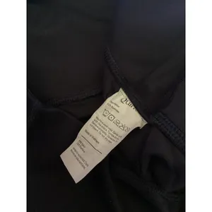 Quince NWOT Ultra-Soft High-Rise Navy Blue Leggings with Pockets Womens Large thumbnail 9