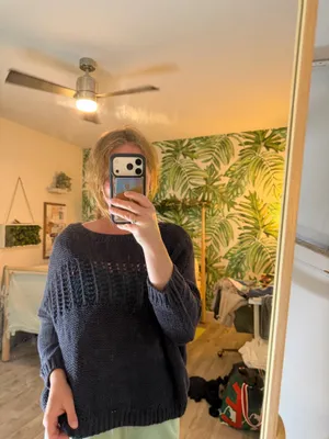 O’Neill black light sweater  thumbnail 3