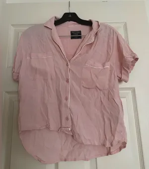 Abercrombie Pink Blouse thumbnail 1