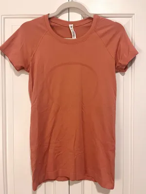 Lululemon Swiftly Tech Short Sleeve thumbnail 1