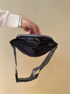 Travelon Black and Gray Waist Belt Bag thumbnail 3