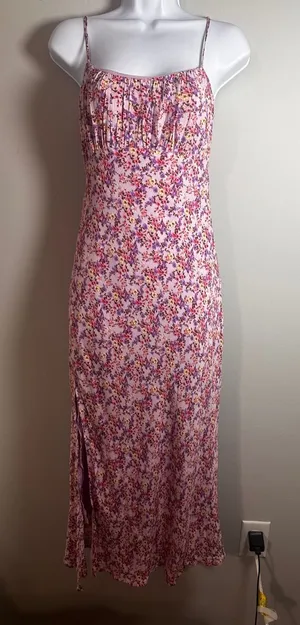 Petal + Pup Womens Floral Midi Dress Pink Purple Ruched‎ Open Tie Back Slit Sz 4 thumbnail 1