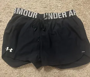 Under Armour Shorts thumbnail 1