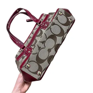 Coach Hampton Jacquard Large Signature Stripe Canvas Red Leather Shoulder Bag thumbnail 8