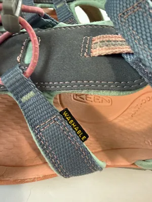 Keen Women’s Closed-Toe Sandals in Green, Coral and Gray thumbnail 4